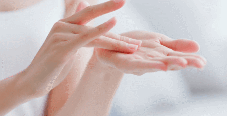 pielęgnacja dłoni zimą